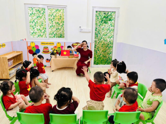 Trường mầm non nhận bé 12 tháng tuổi tại Tân Phú