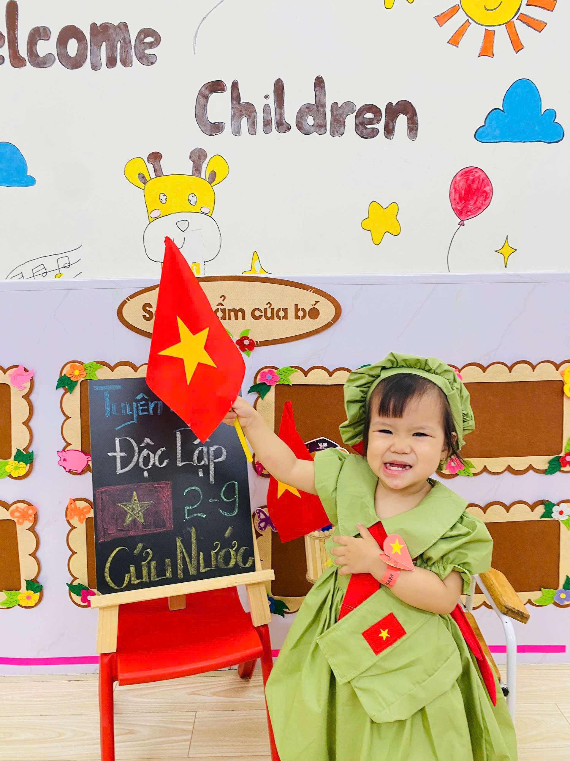 Trường mầm non nhận bé 12 tháng tuổi tại Tân Phú – Có nên cho con đi học sớm?