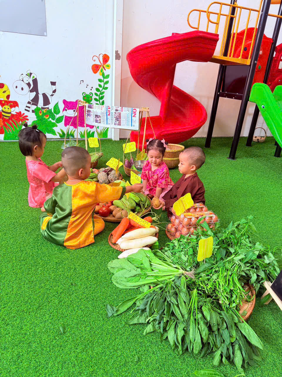 Mầm non Chiếc Lá Nhỏ Tây Thạnh có gì nổi bật? Khám phá ngay!