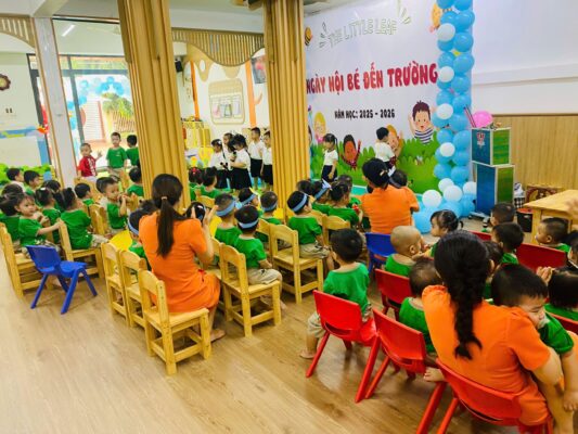 Kinh nghiệm chăm sóc và giáo dục trẻ mầm non toàn diện