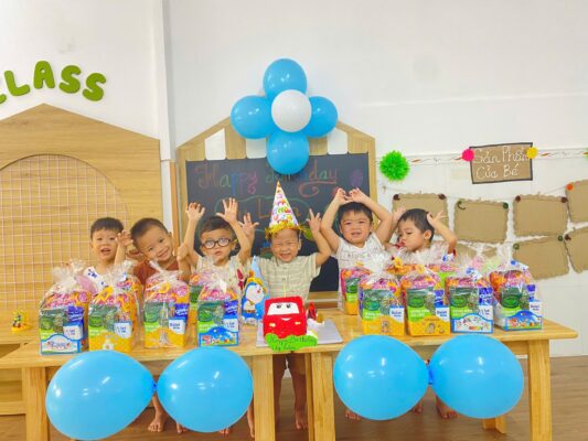 Kinh nghiệm giúp phụ huynh yên tâm gửi con mầm non